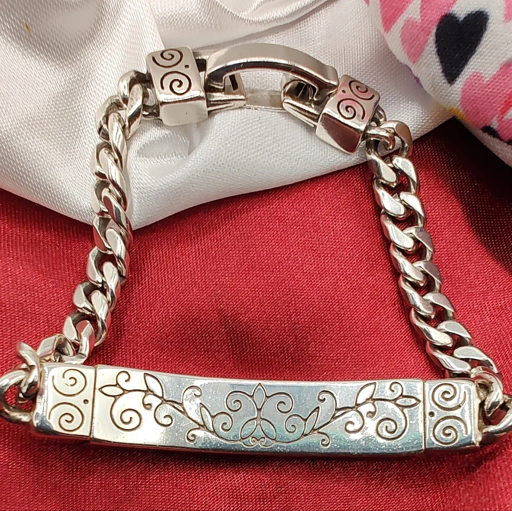 Vintage Brighton Friends Gently Pre-loved ID Bracelet - Picture 5 of 7